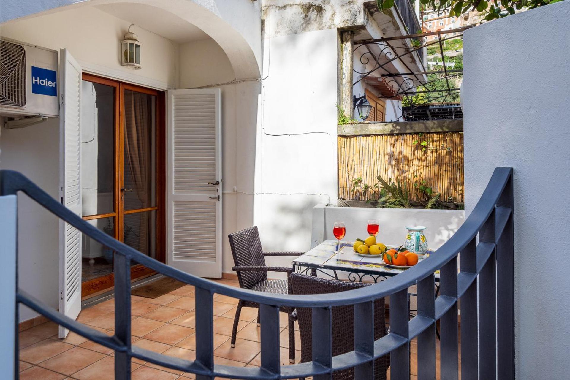 Casa Simona - Positano Center - 5 Min To The Beach Exterior photo
